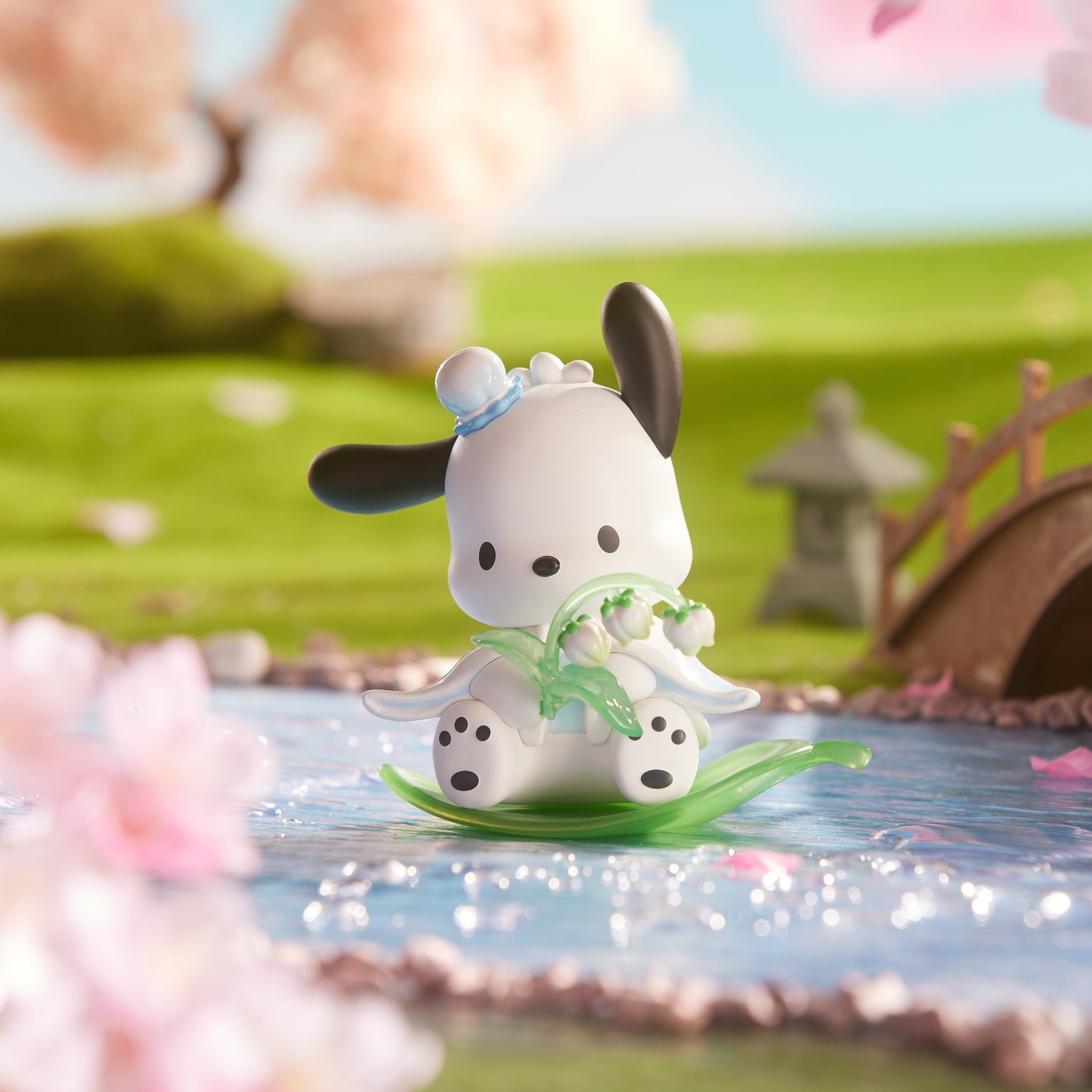 Sanrio Kollekció - Virágos Zsákbamacska