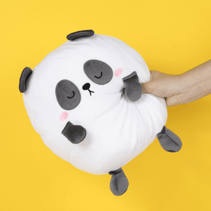 Panda plüss