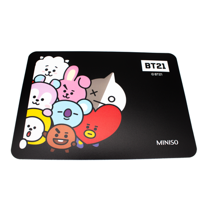 BT21 - Egérpad